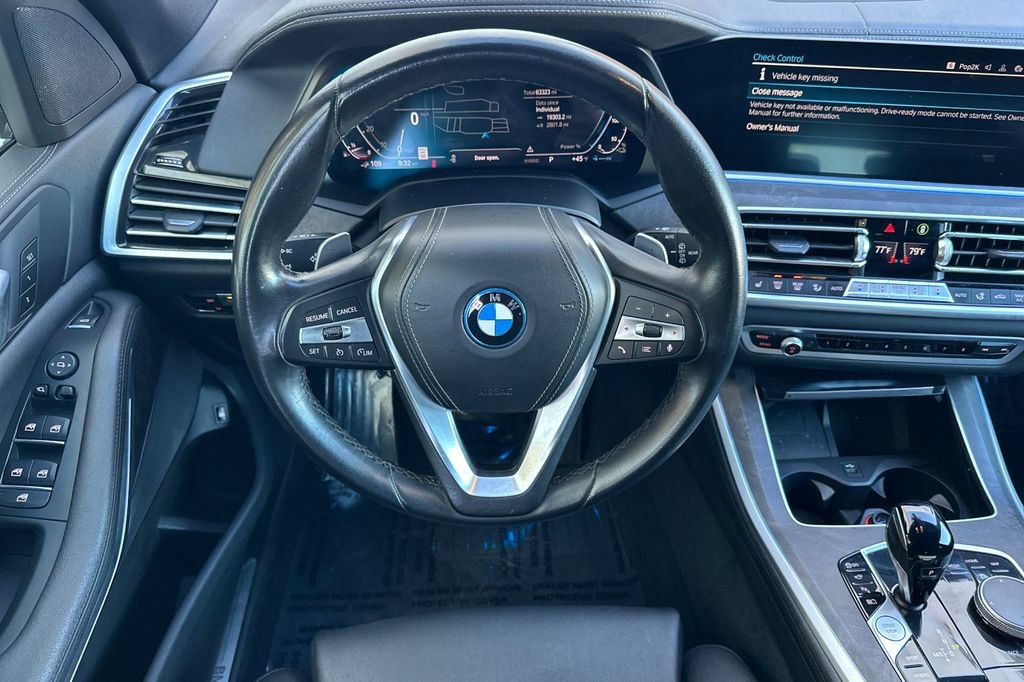 Used 2022 BMW X5 xDrive45e w/ Parking Assistance Package image 15