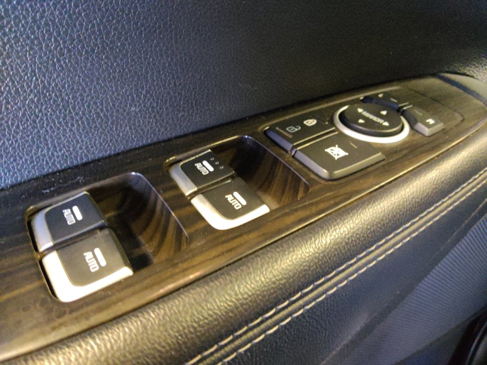 Used 2019 Kia Sorento AWD image 27