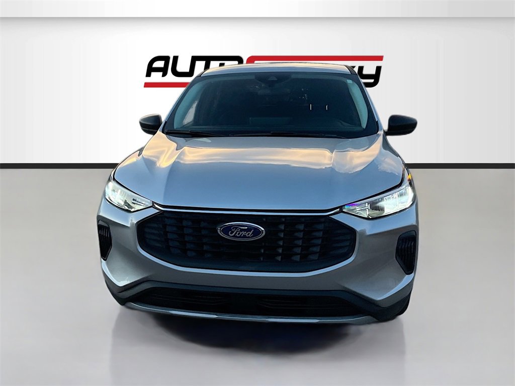 Used 2024 Ford Escape Active w/ Tech Pack #1 image 2