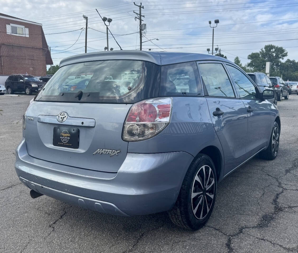 Used 2005 Toyota Matrix FWD image 5