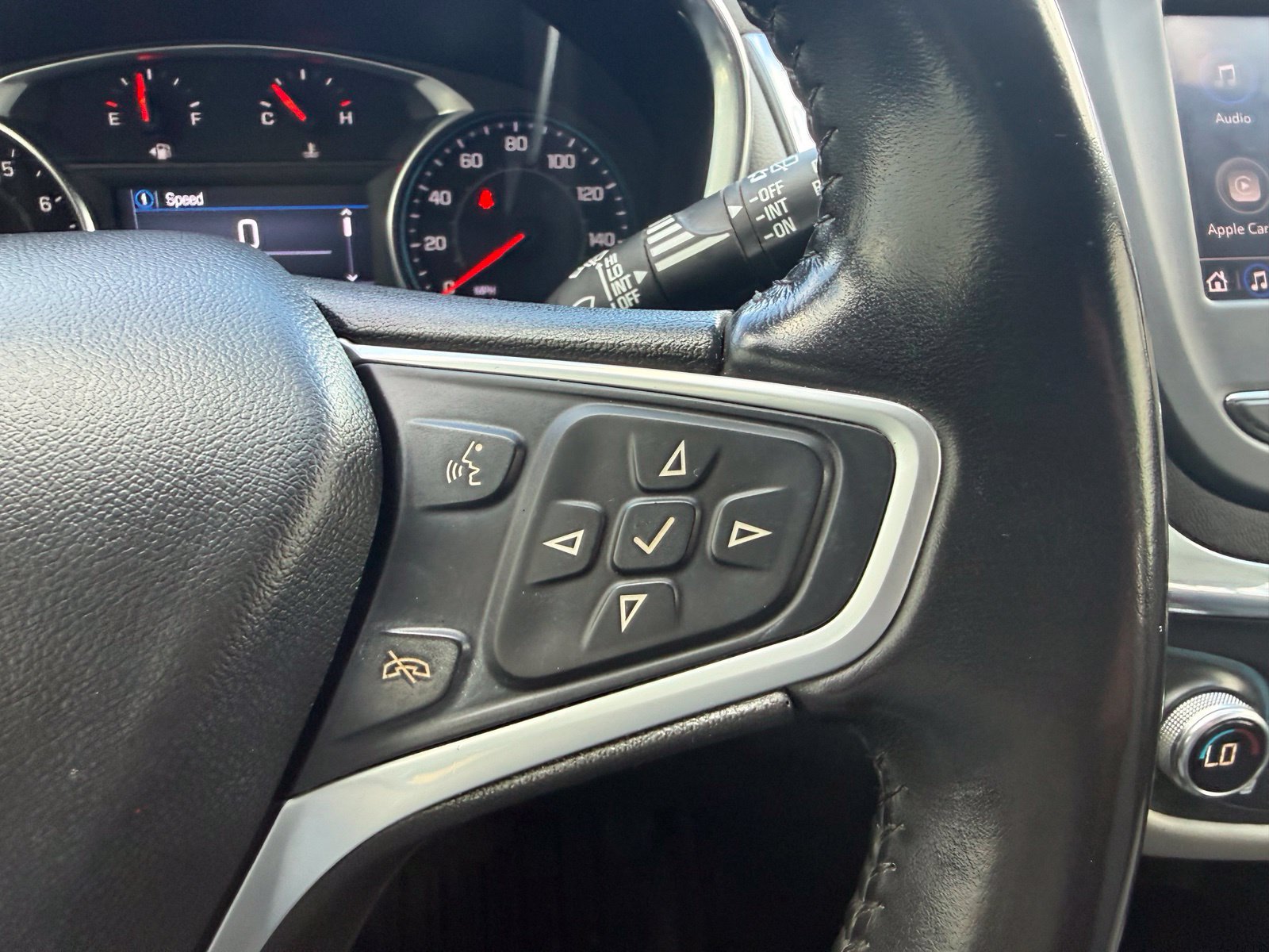 Used 2022 Chevrolet Equinox LT AWD/4WD image 19