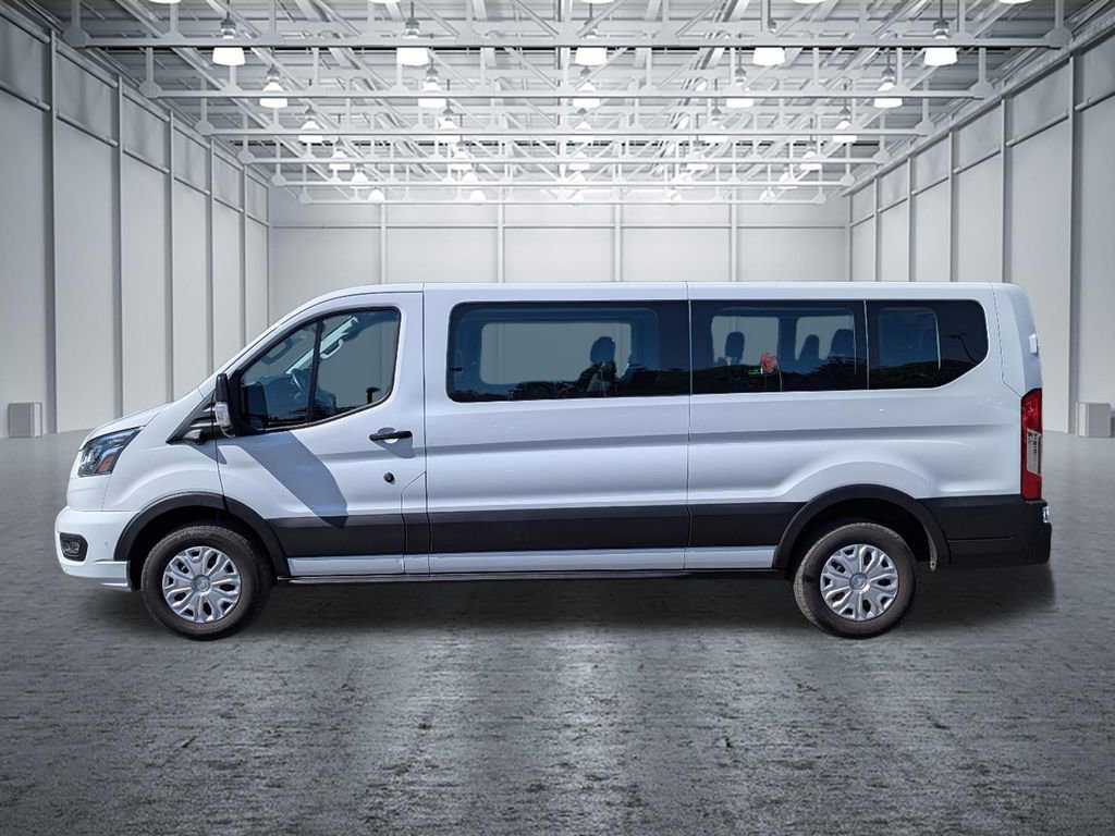 Used 2023 Ford Transit 350 XLT RWD image 2