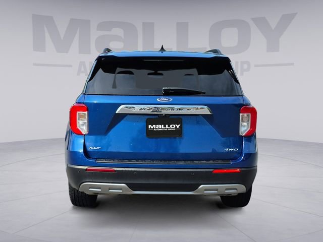 Used 2022 Ford Explorer XLT w/ Equipment Group 202A image 4