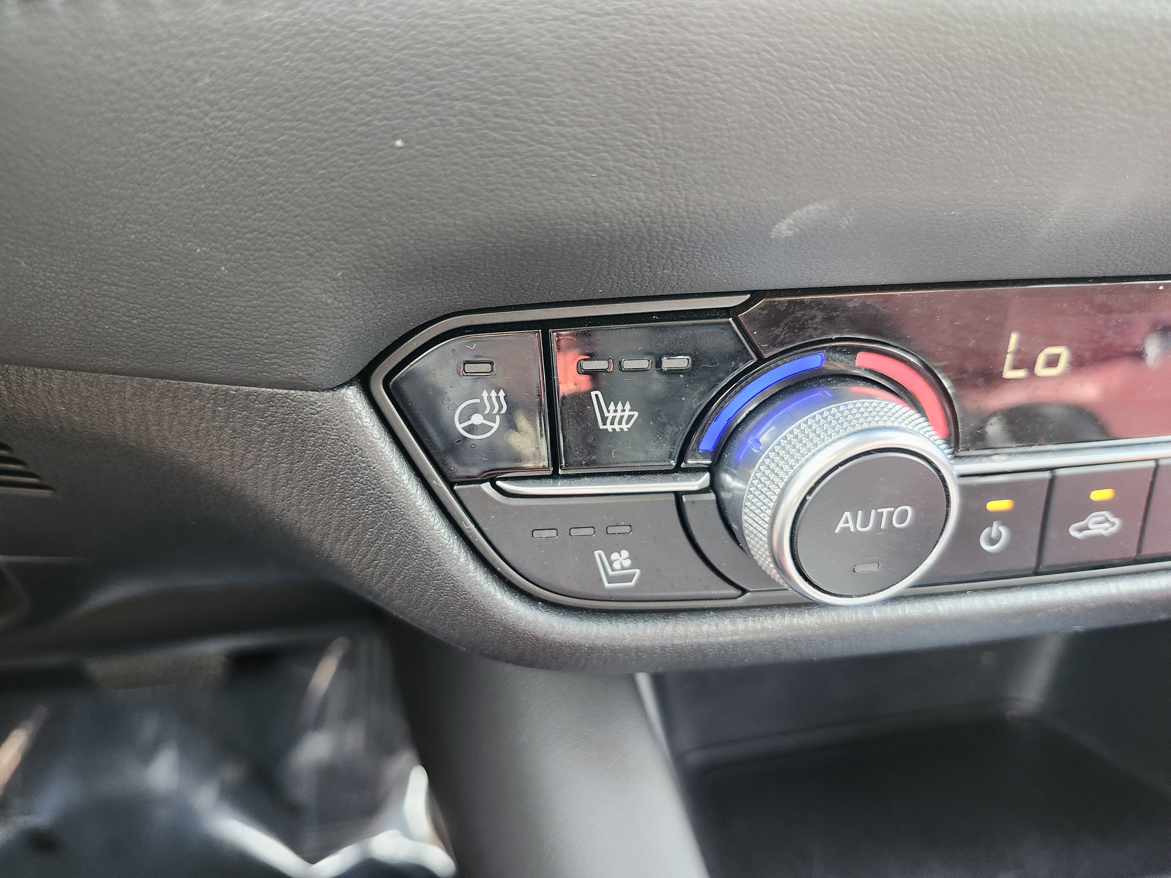 Used 2021 MAZDA MAZDA6 Carbon Edition FWD image 8