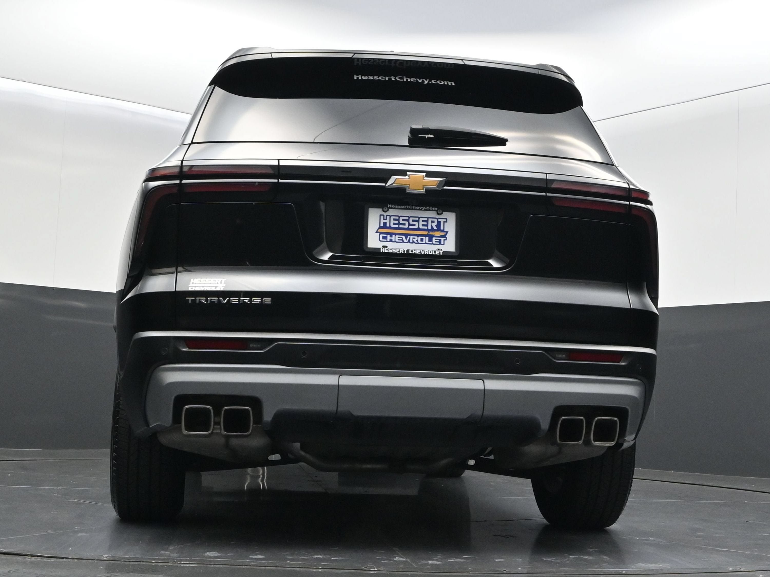 Certified 2025 Chevrolet Traverse LT FWD image 44