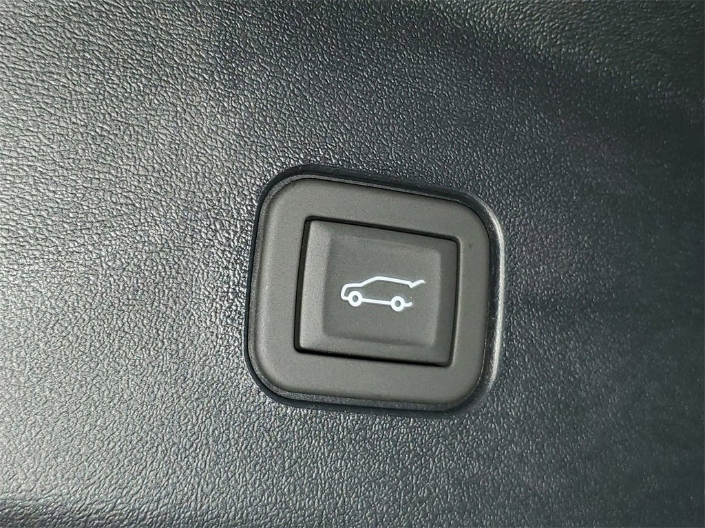 New 2026 Cadillac Vistiq Premium Luxury image 8