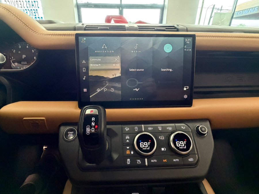 Used 2024 Land Rover Defender 110 X AWD/4WD image 50