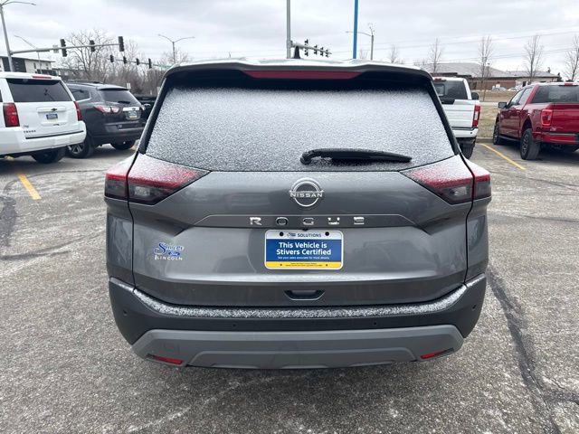 Used 2023 Nissan Rogue S image 5