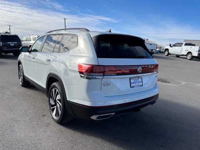 Used 2025 Volkswagen Atlas SE image 8