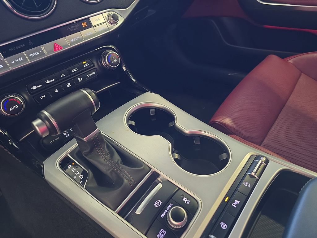 Used 2021 Kia Stinger GT image 24