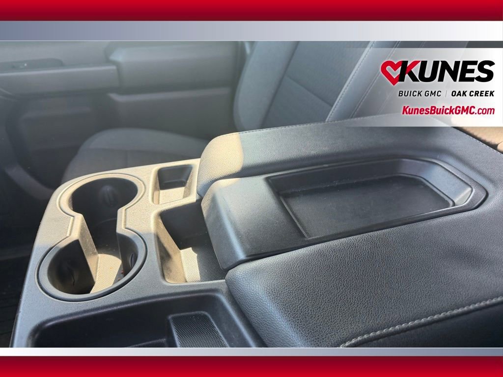 Used 2022 Chevrolet Silverado 1500 Custom w/ LPO, Blackout Package AWD/4WD image 13