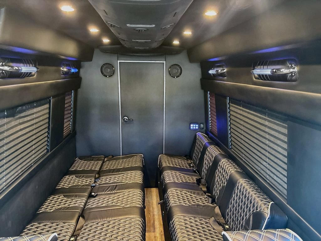 Used 2022 Mercedes-Benz Sprinter 3500 image 19