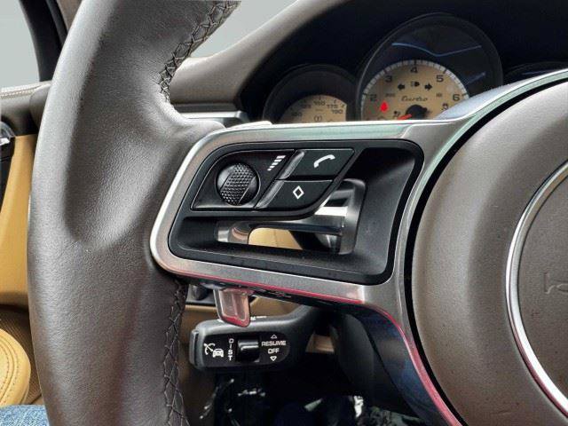 Used 2017 Porsche Macan Turbo AWD/4WD image 28