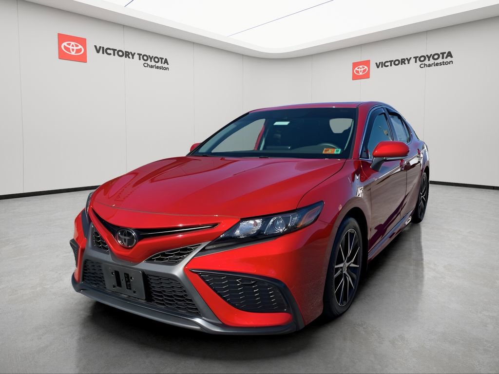 Used 2023 Toyota Camry SE