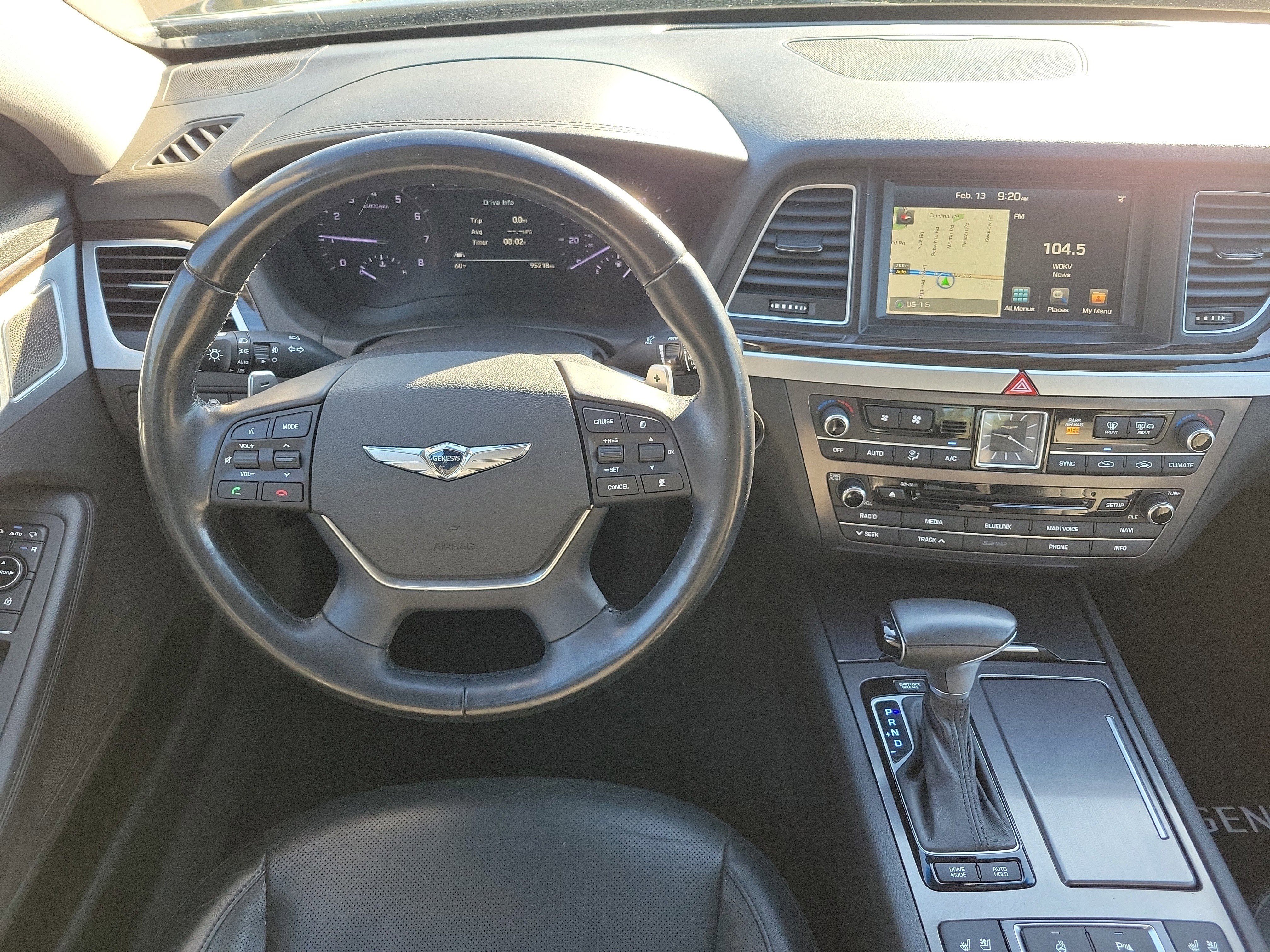 Used 2018 Genesis G80 3.8 w/ Option Group 02 image 17