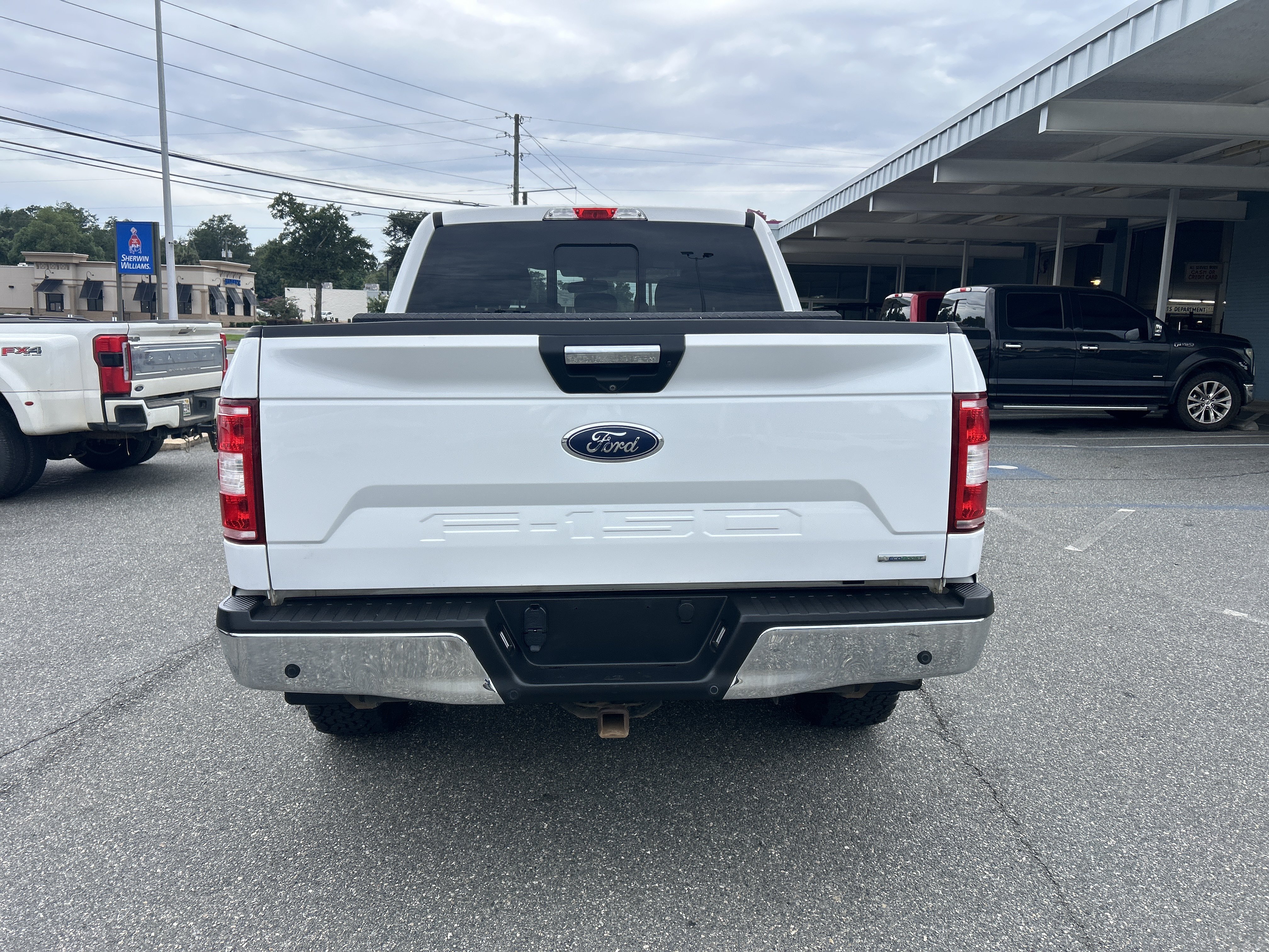 Used 2019 Ford F150 XLT w/ Equipment Group 302A Luxury AWD/4WD image 6