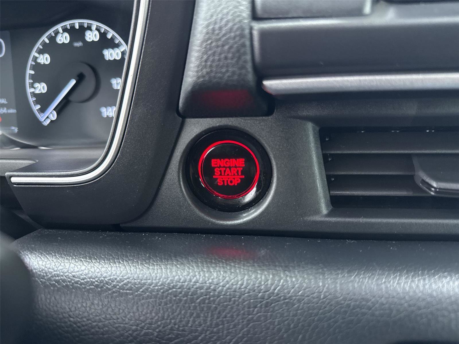 Certified 2025 Honda Pilot EX-L image 26