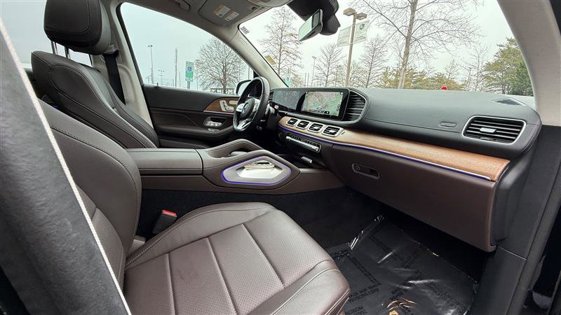 Used 2023 Mercedes-Benz GLS 450 4MATIC w/ AMG Line Exterior image 35