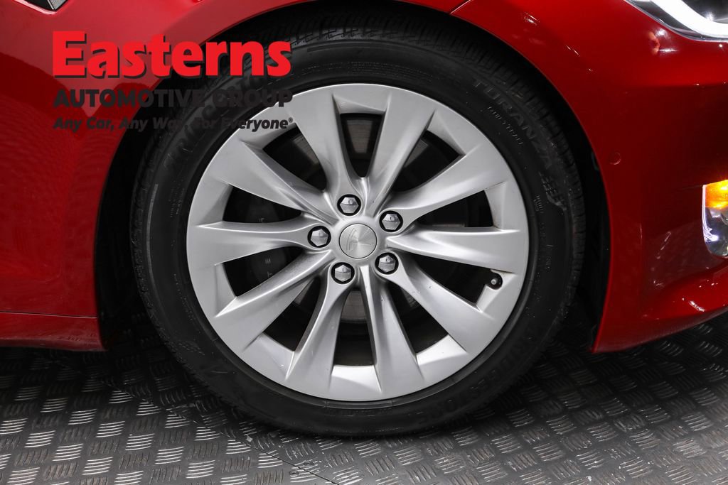 Used 2016 Tesla Model S 90D image 28