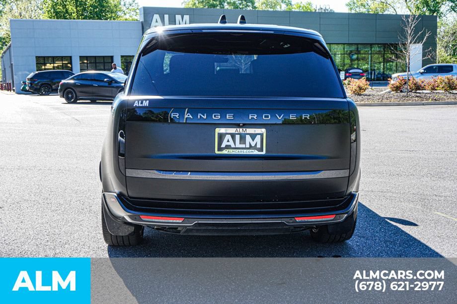 Used 2024 Land Rover Range Rover Long Wheelbase SE AWD/4WD image 10
