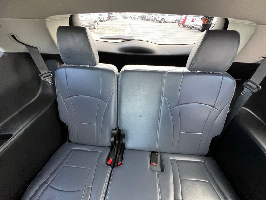 Used 2019 Buick Enclave Essence w/ Experience Buick Package AWD/4WD image 25