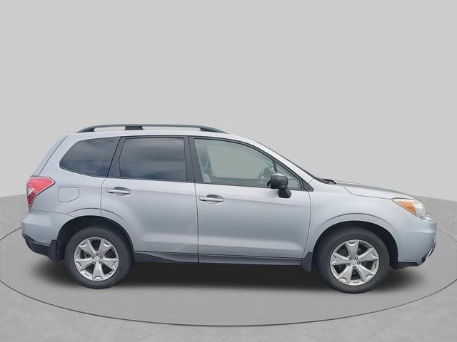 Used 2015 Subaru Forester 2.5i w/ Alloy Wheel Package AWD/4WD image 10