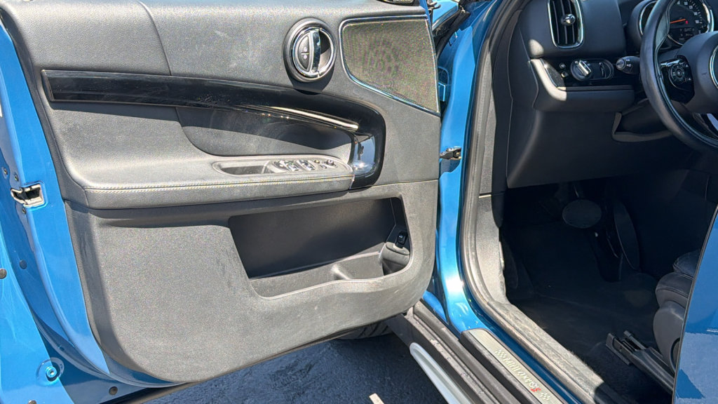 Used 2019 MINI Cooper Countryman S w/ Convenience Package AWD/4WD image 23