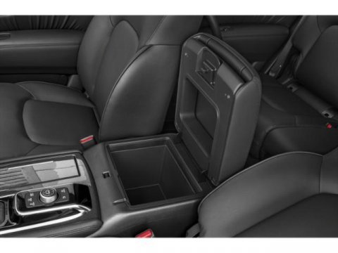 Used 2024 Nissan Armada SV image 30