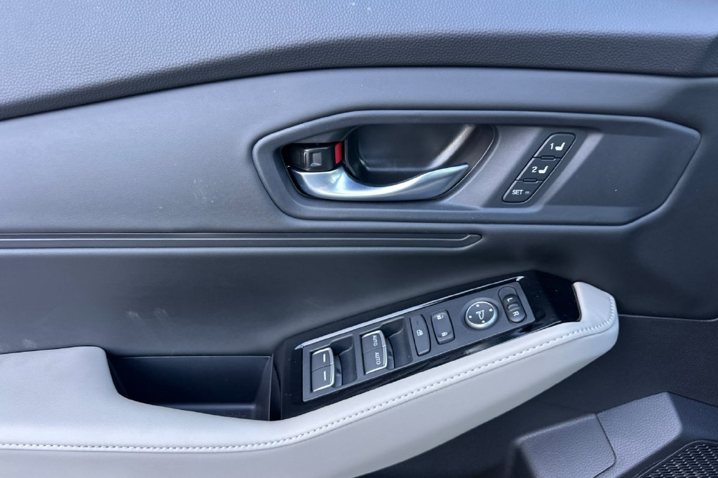 New 2026 Honda Accord Touring image 11