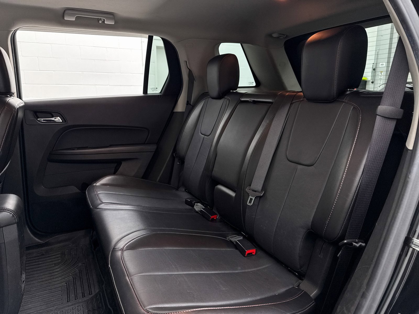 Used 2017 GMC Terrain SLT w/ Open Road Package image 30