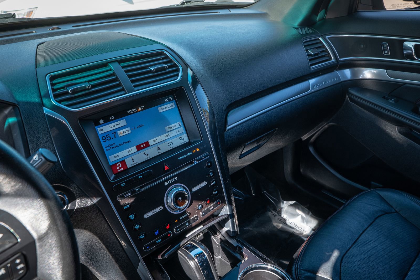 Used 2017 Ford Explorer Sport w/ Equipment Group 401A image 22