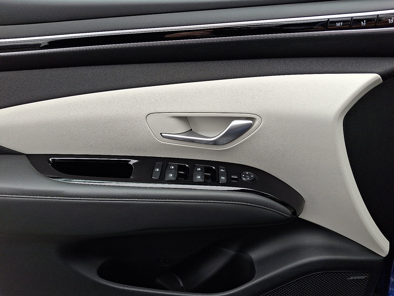 Used 2022 Hyundai Tucson Limited image 10