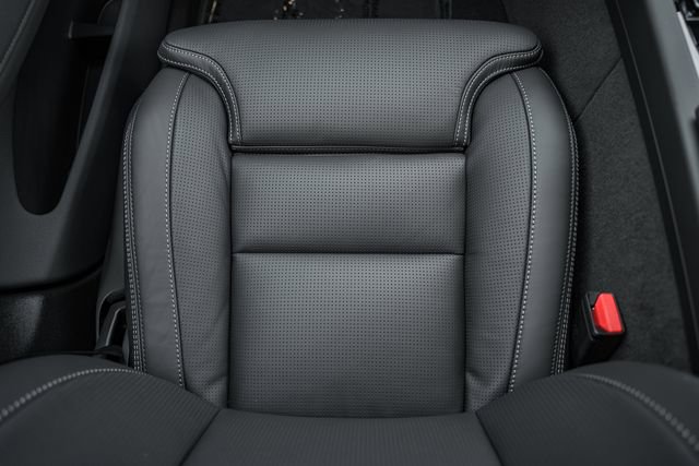 New 2026 Volvo XC60 B5 Ultra w/ Protection Package Premier image 32