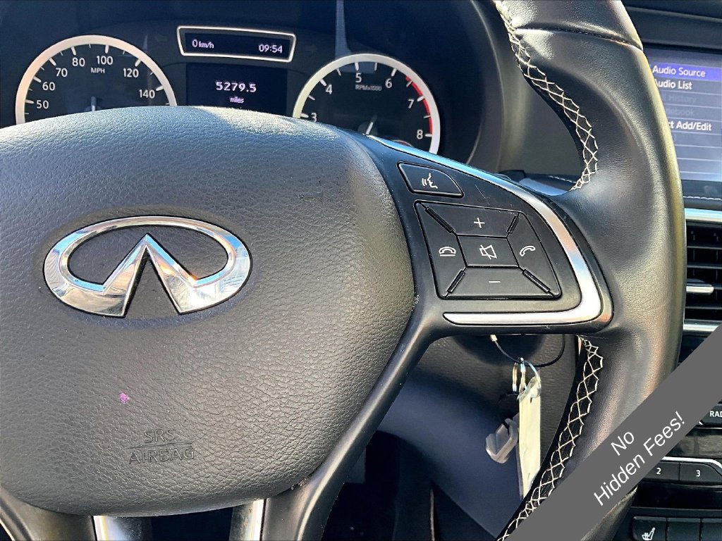 Used 2018 INFINITI QX30 AWD image 12