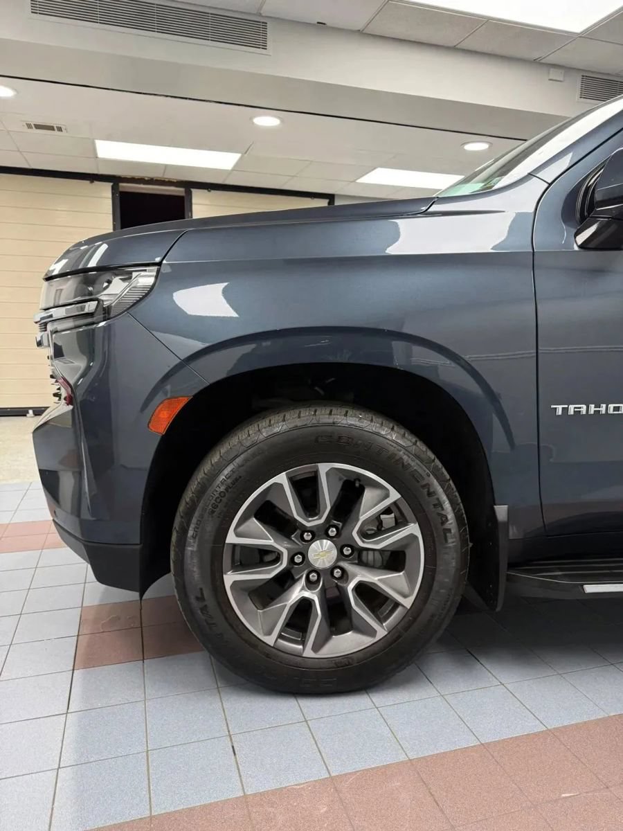Used 2021 Chevrolet Tahoe LT w/ LT Signature Package AWD/4WD image 13