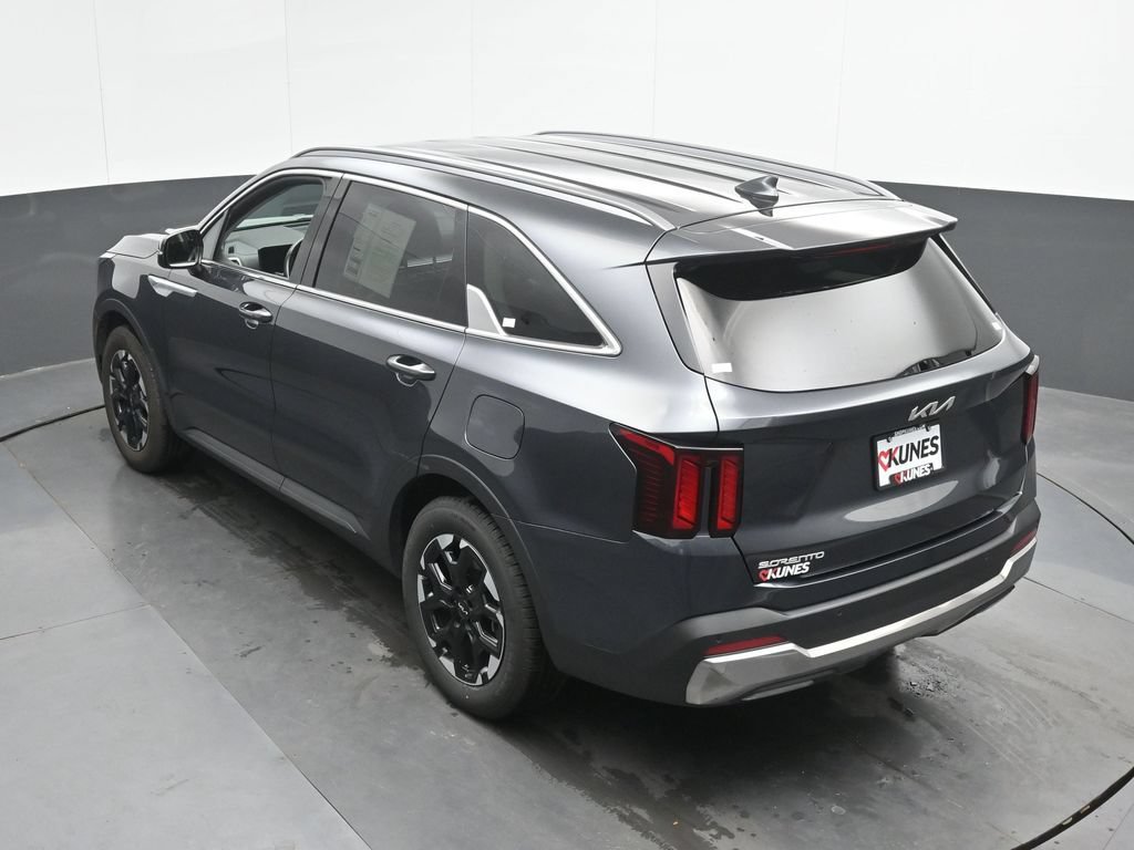 Used 2024 Kia Sorento S FWD image 38