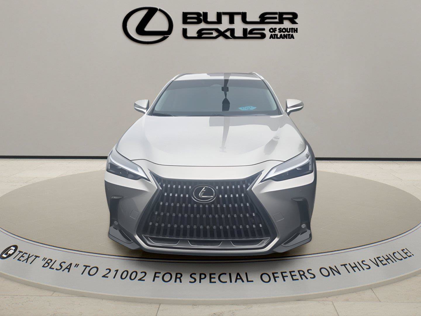 Used 2025 Lexus NX 250 FWD w/ Accessory Package (2T) image 2