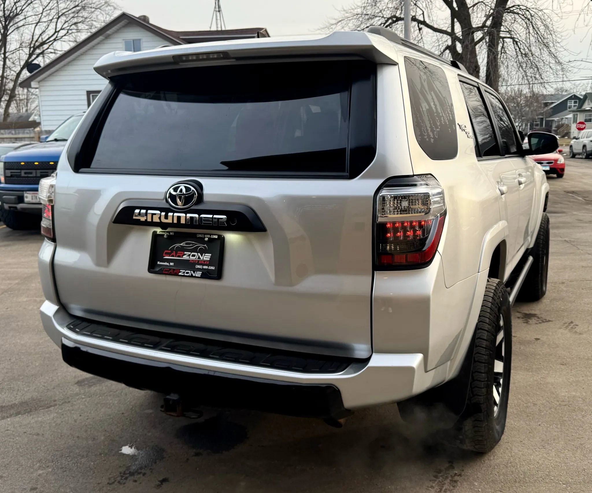 Used 2019 Toyota 4Runner TRD Off-Road AWD/4WD image 5
