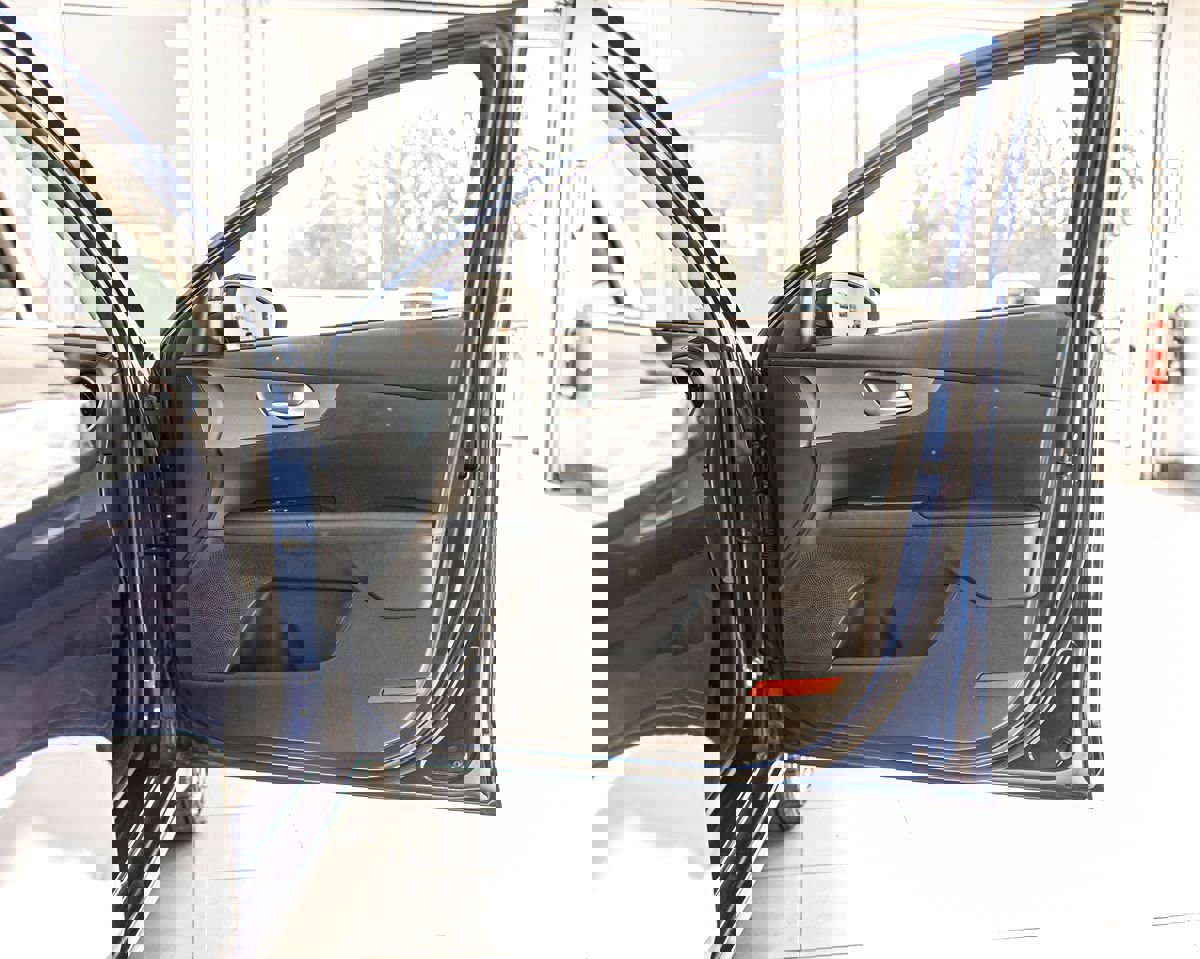 Used 2021 Kia Forte LXS image 38