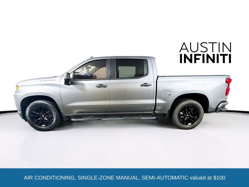 Used 2020 Chevrolet Silverado 1500 Custom w/ Custom Value Package RWD image 4