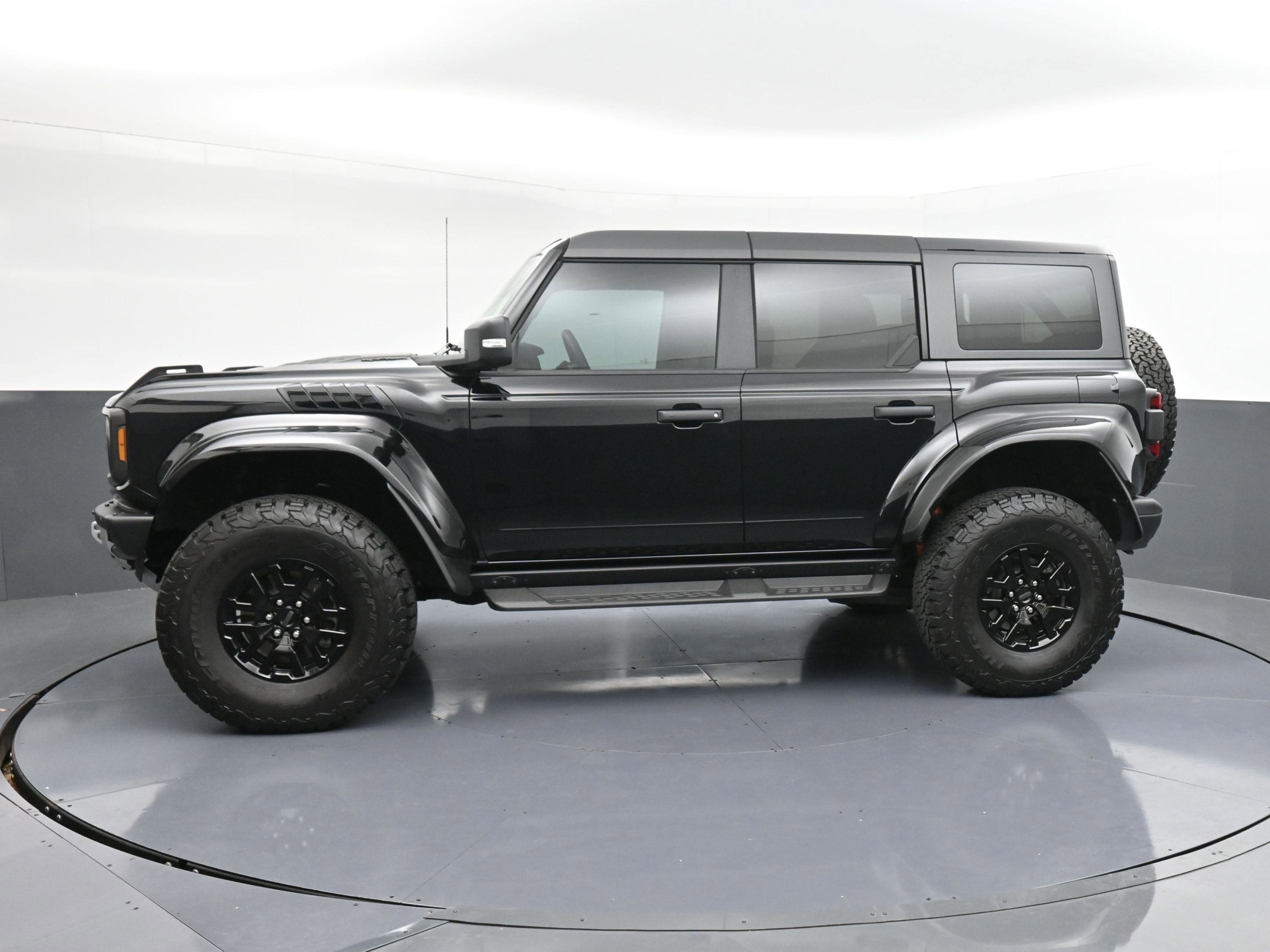 Used 2024 Ford Bronco Raptor image 5