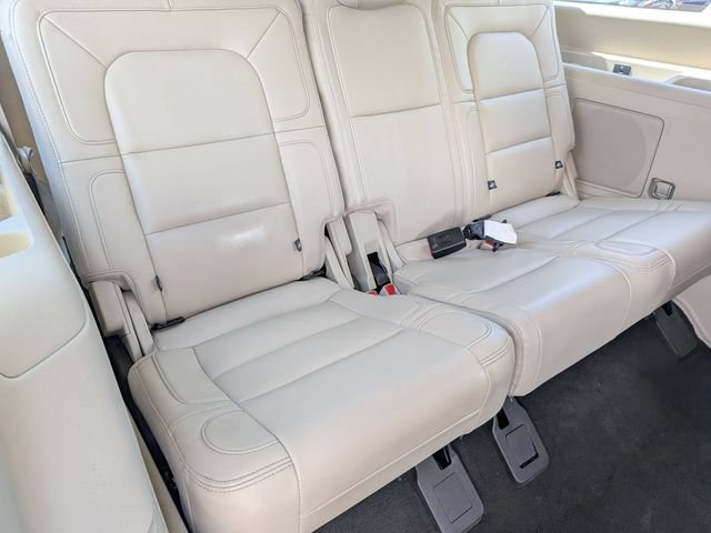 Used 2020 Lincoln Navigator Reserve w/ Luxury Package AWD/4WD image 32