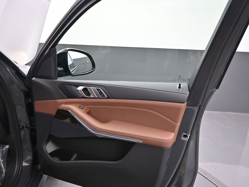 New 2026 BMW X5 sDrive40i w/ M Sport Package RWD image 19
