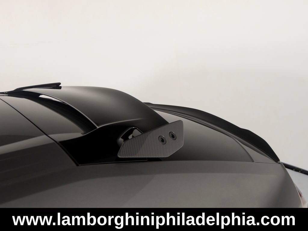 Used 2024 Lamborghini Urus Performante AWD/4WD image 52