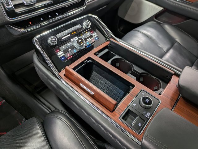 Certified 2022 Lincoln Navigator Reserve image 13