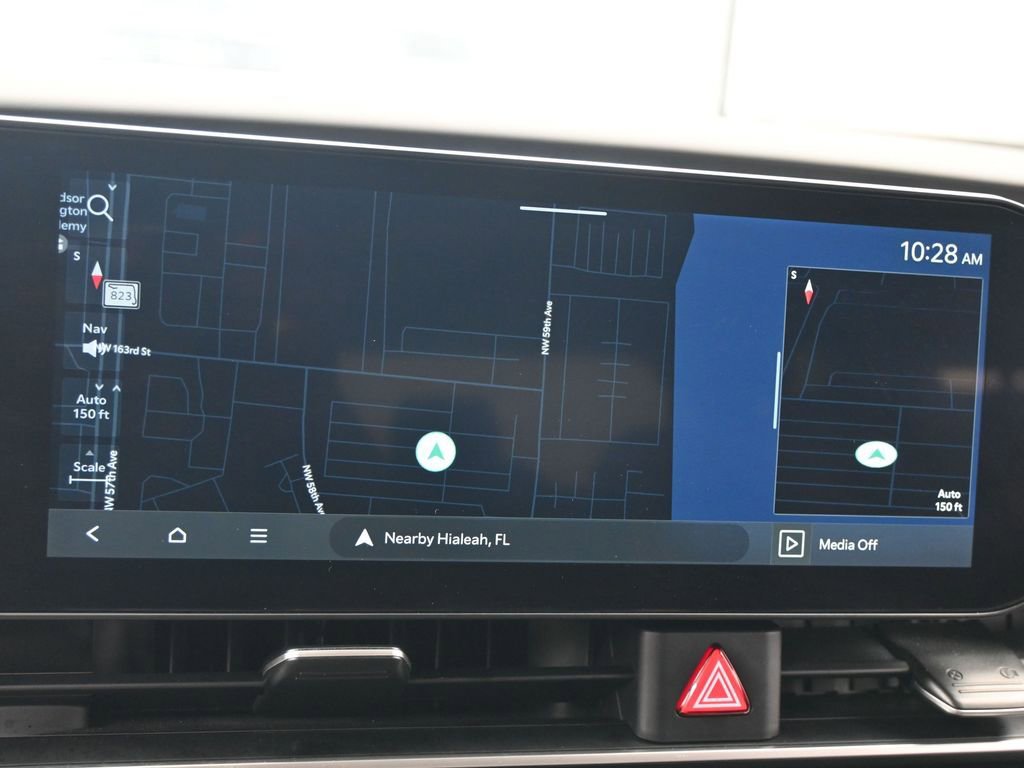 Used 2025 Kia Carnival image 19