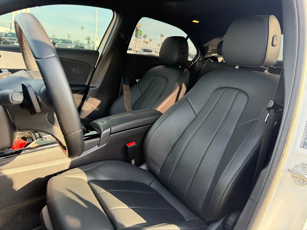 Used 2022 Mercedes-Benz A 220 image 5