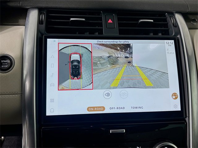 Certified 2023 Land Rover Discovery Metropolitan Edition image 17