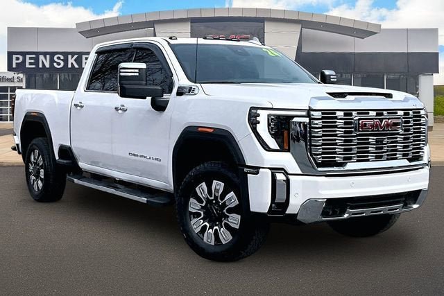 Certified 2024 GMC Sierra 2500 Denali w/ Denali Reserve Package AWD/4WD image 13