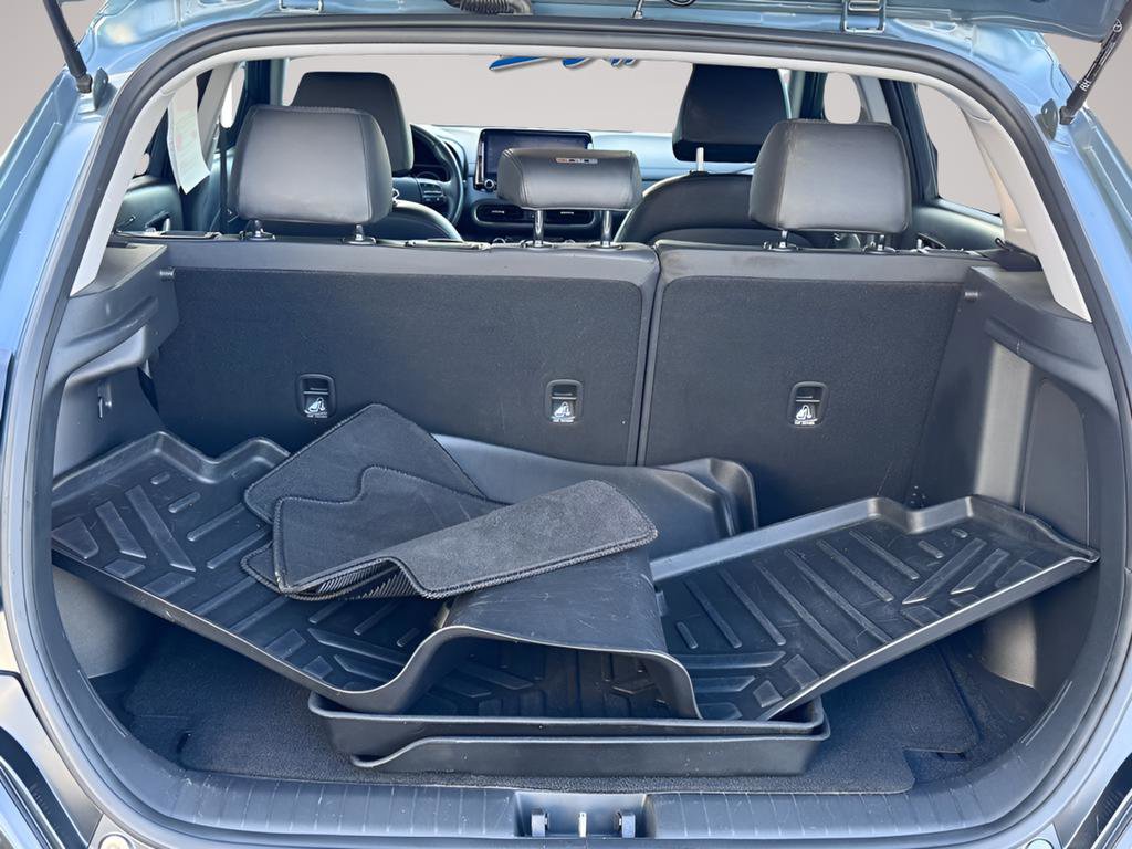 Used 2023 Hyundai Kona Limited image 22
